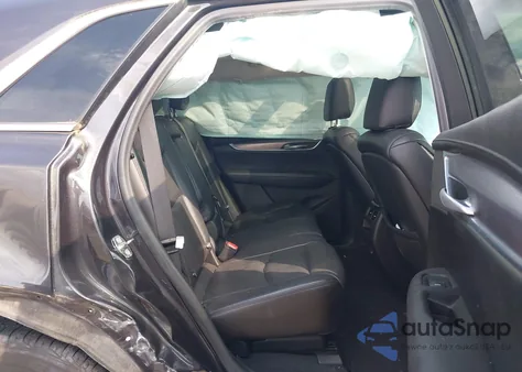 2018 Cadillac Xt5 Premium Luxury z USA, uszkodzony, nr VIN 1GYKNFRS5JZ236233